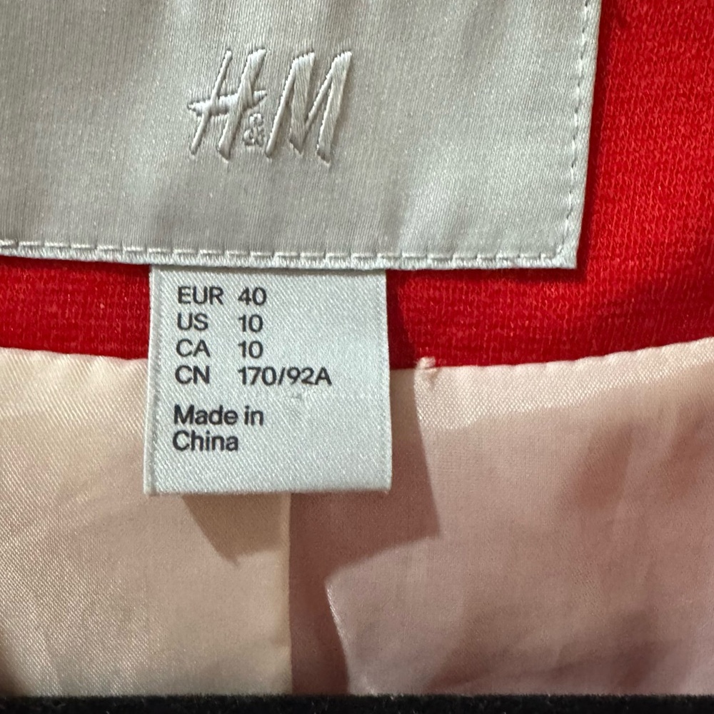 2 Piece H&M Red Skater Skirt & Matching Blazer Suit with Ribbed Pleats Size L/10 - Picture 11 of 16